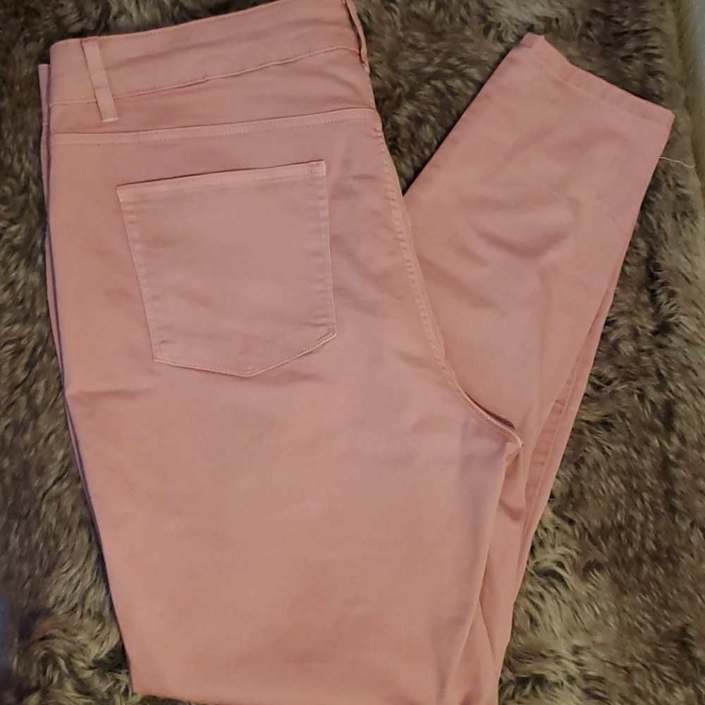 Pink jeggings